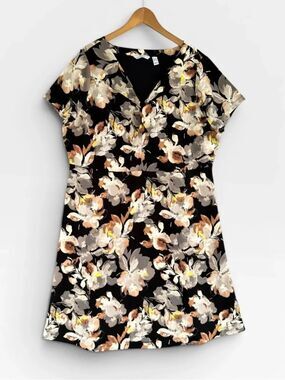 🎉5 for $45🎉 Isaac Mizrahi dress size 1X